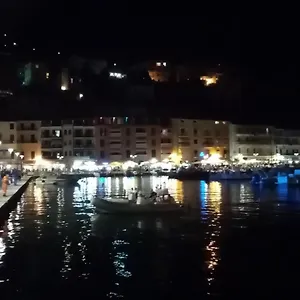 https://laetitia.it-tuscanyhotel.com