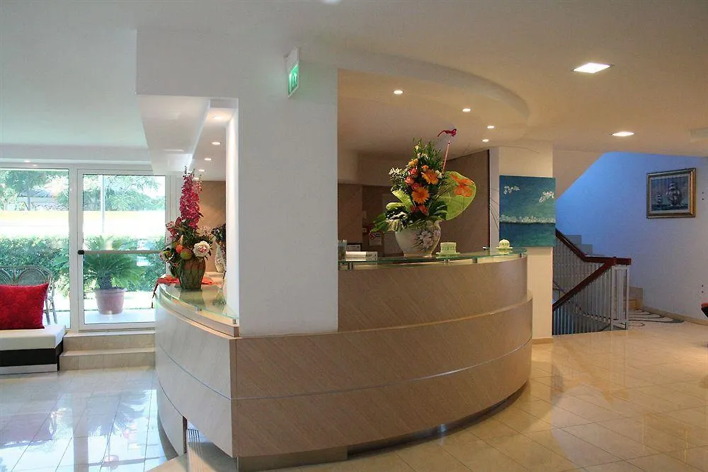 ***  Hotel Ghirlandina Rimini Włochy