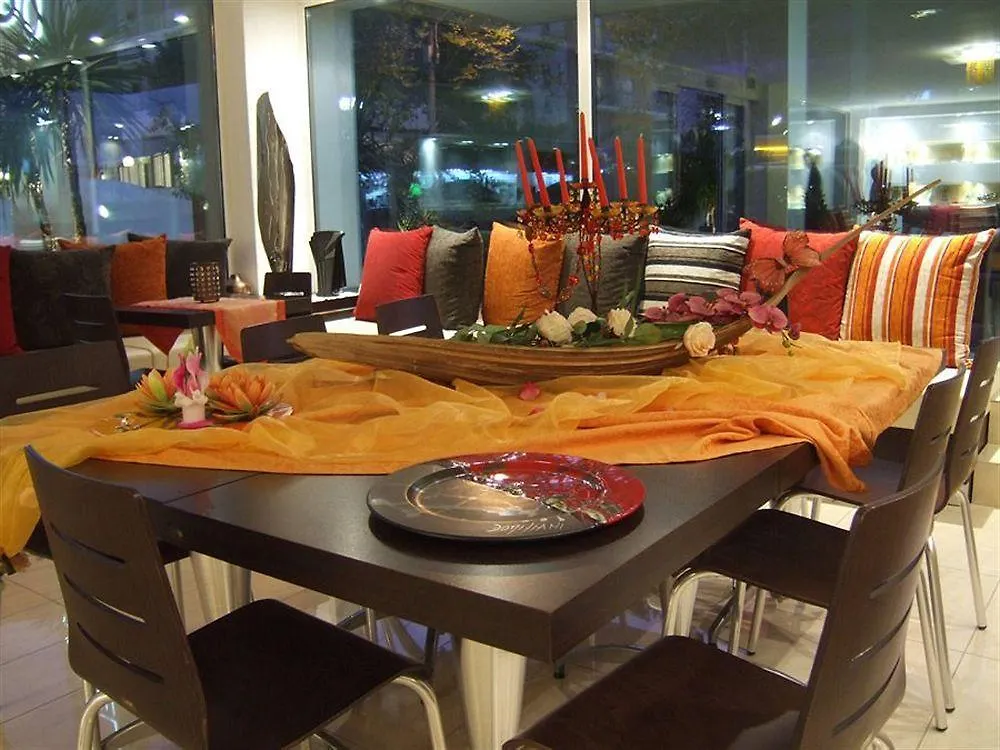 Hotel Ghirlandina Rimini